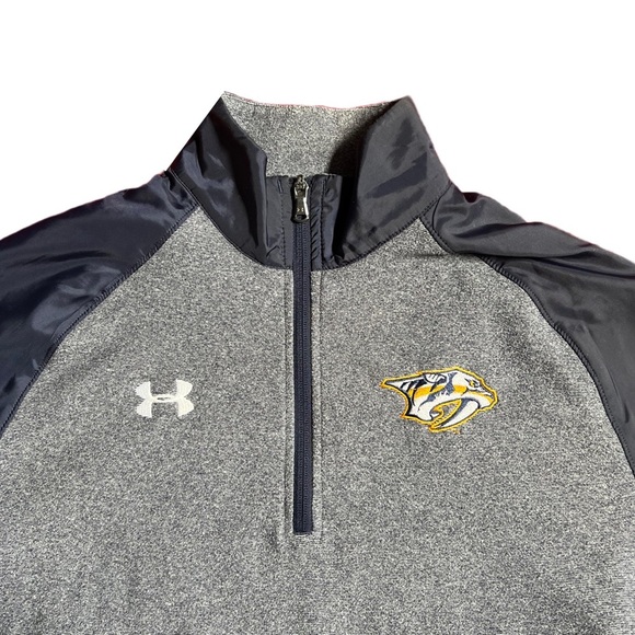 UNDER ARMOUR / NASHVILLE PREDATORS / NHL GRAY AND NAVY BLUE QUARTER ZIP SIZE M - Picture 3 of 9